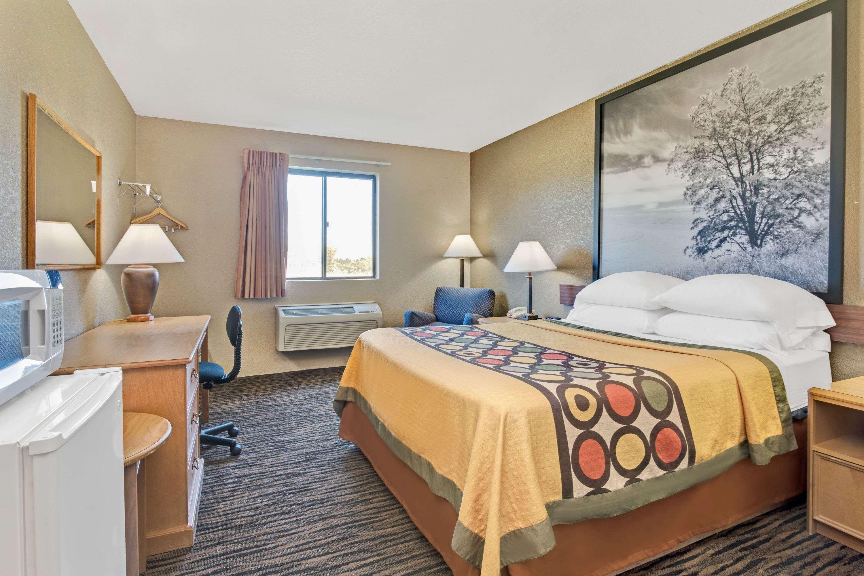 Super 8 by Wyndham Spokane/West Airway Heights Eksteriør bilde